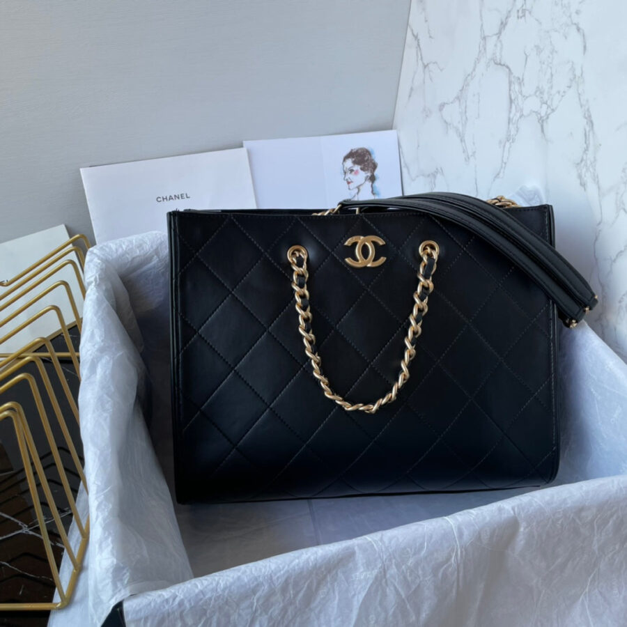 Designer Tote gold bag – front view